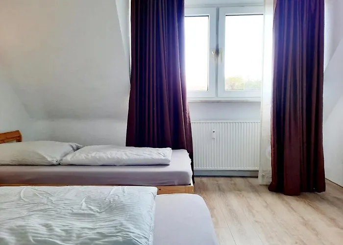 شقة Gutmensch 4 Schlafzimmer أوبيرهاوزين